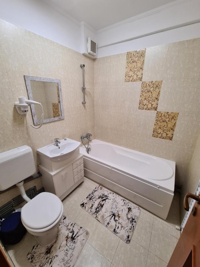 Karma Coffe&Room'S Bucharest Luaran gambar