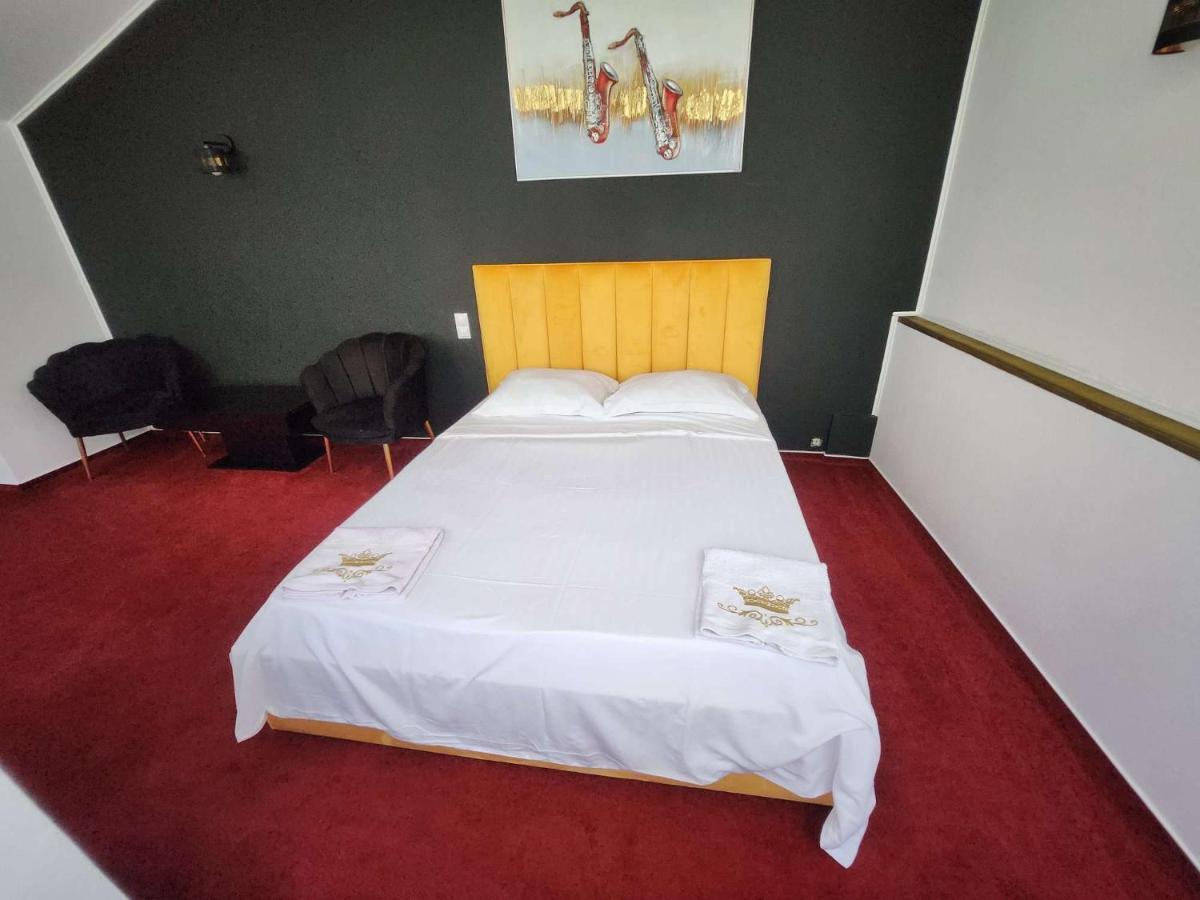 Karma Coffe&Room'S Bucharest Luaran gambar